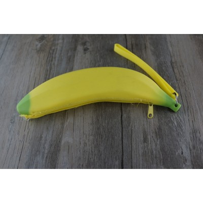 Banna pencil case / 香蕉形筆袋 Banna pencil case / 香蕉形筆袋